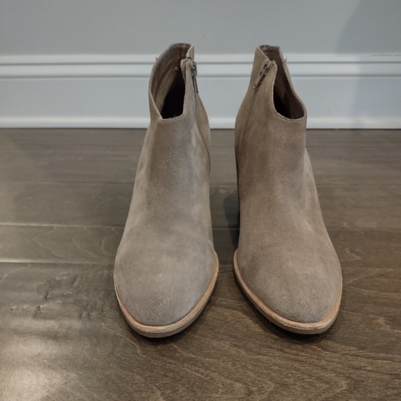 Jeffrey Campbell Laszlo Suede Booties - Picture 2 of 16